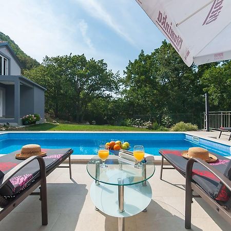 Apartments Srdanovic Омиш Экстерьер фото