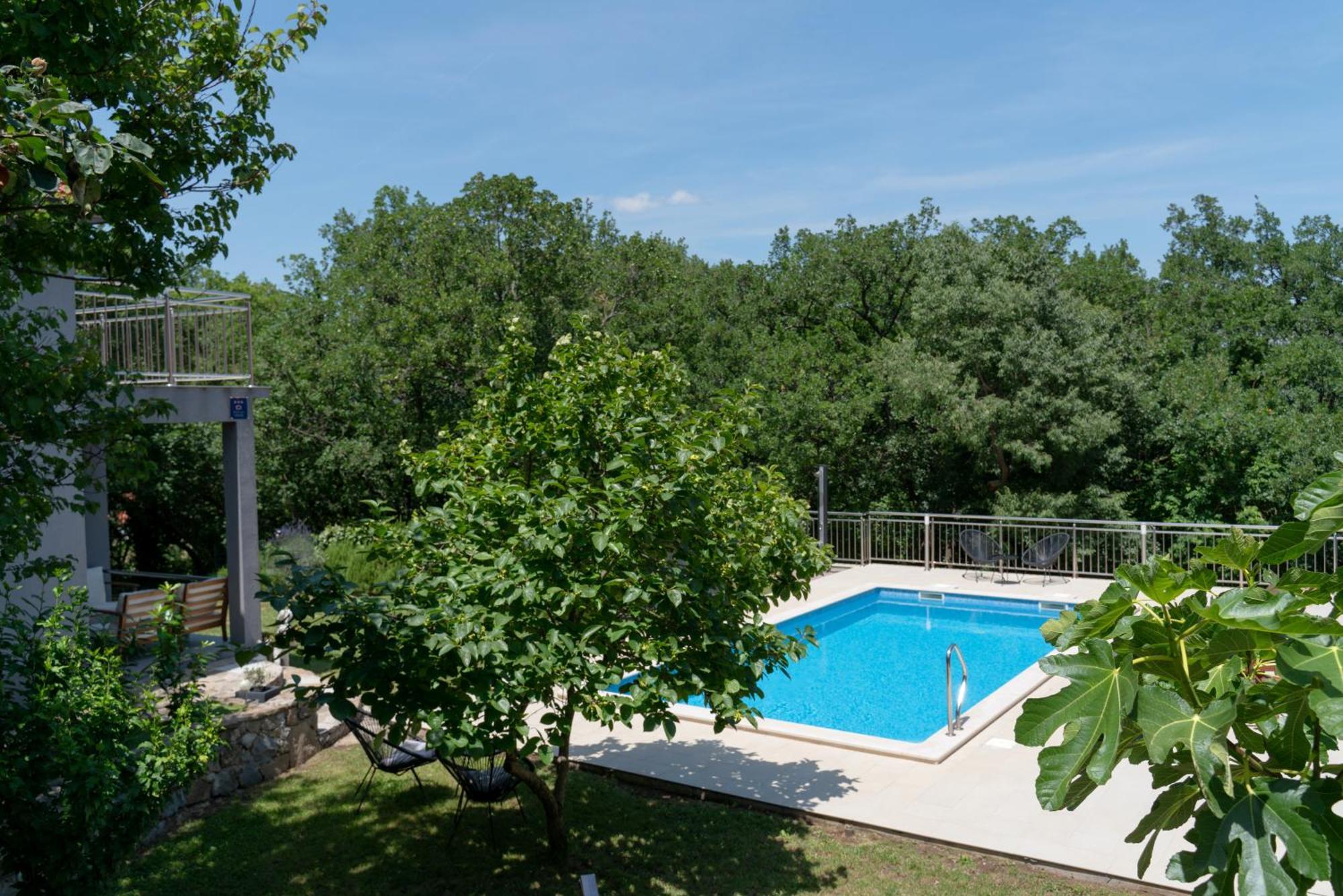 Apartments Srdanovic Омиш Экстерьер фото