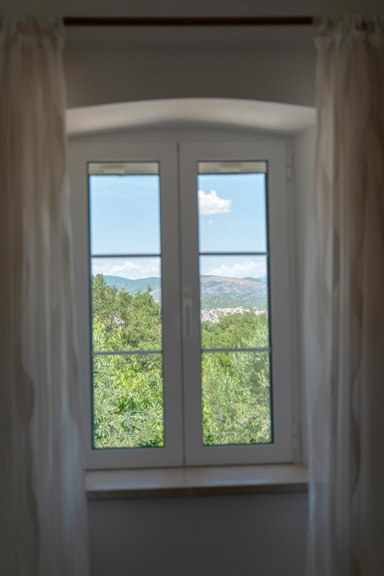 Apartments Srdanovic Омиш Экстерьер фото